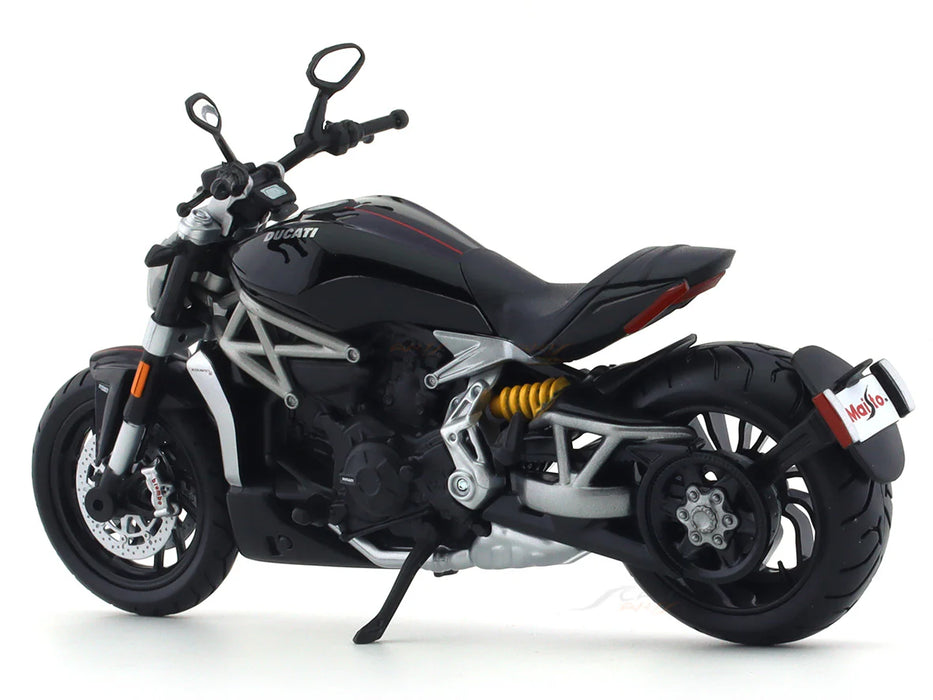 Ducati X Diavel S 1:12 Maisto Licensed Scale Model bike collectible