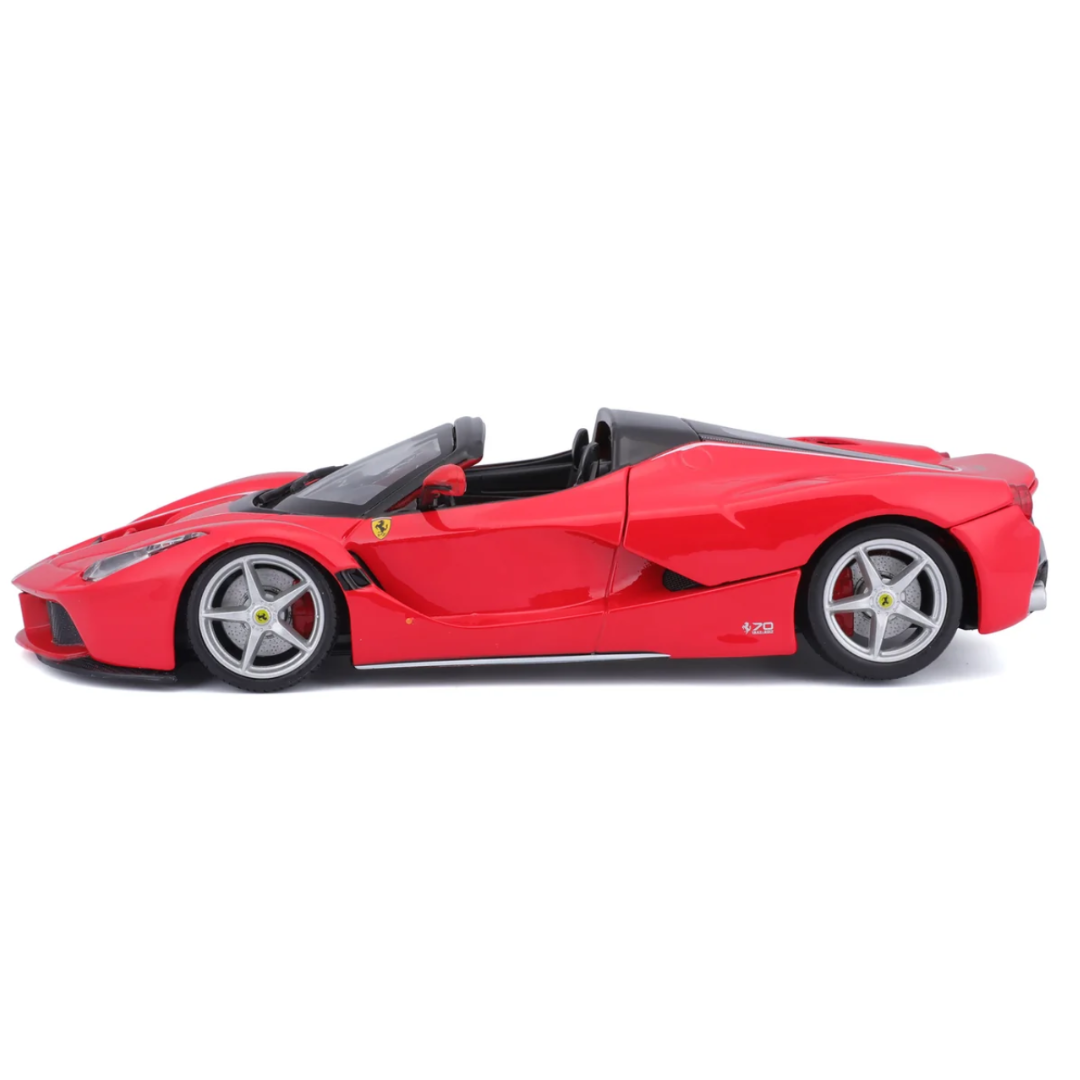 LaFerrari Aperta with Acrylic case 1:24 Bburago licensed diecast Scale Model car collectible