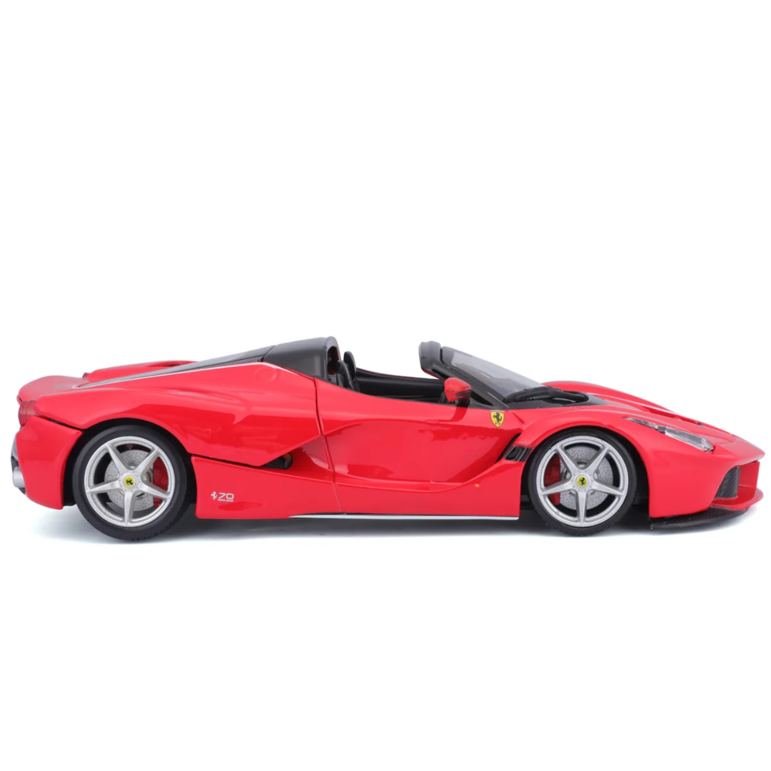 LaFerrari Aperta with Acrylic case 1:24 Bburago licensed diecast Scale Model car collectible
