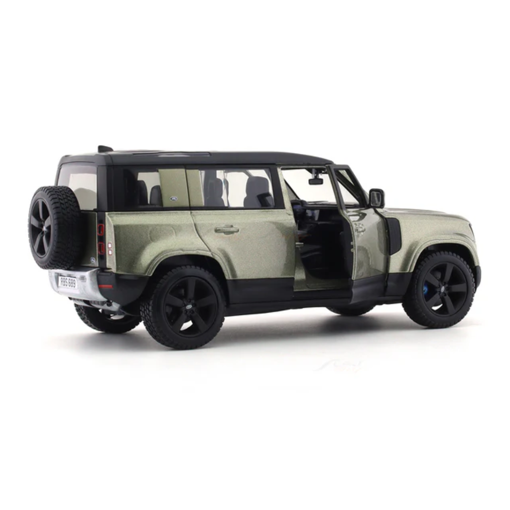 2022 Land Rover Defender 110 green 1:24 Bburago licensed diecast Scale Model car