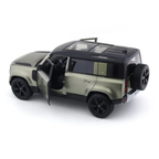 2022 Land Rover Defender 110 green 1:24 Bburago licensed diecast Scale Model car