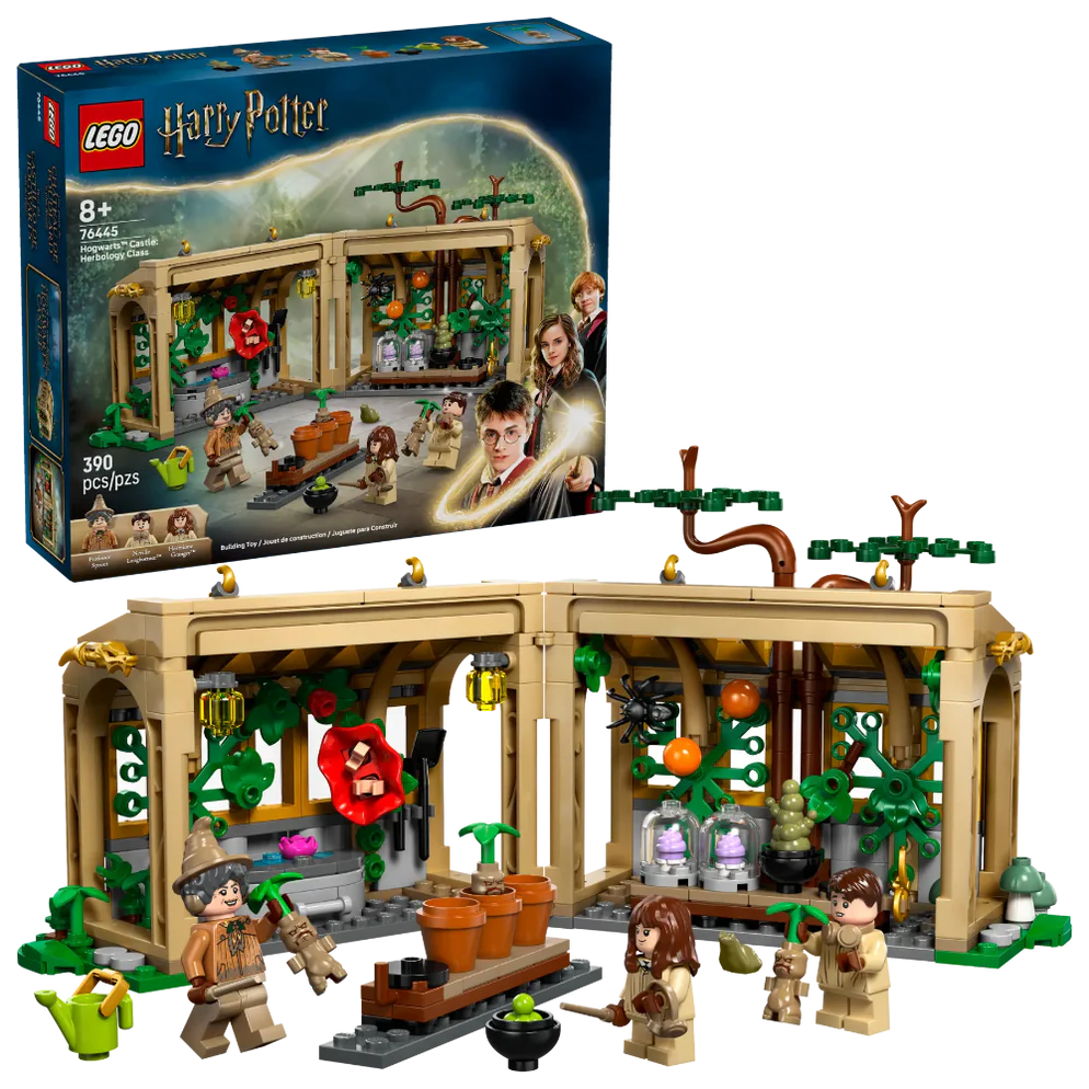 Lego 76445 Harry Potter Hogwarts Castle: Herbology Class (390 Pieces)