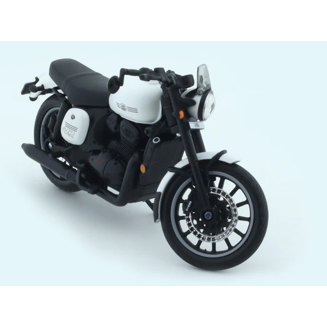 Jawa 42 White 1:18 Maisto licensed diecast scale model bike collectible