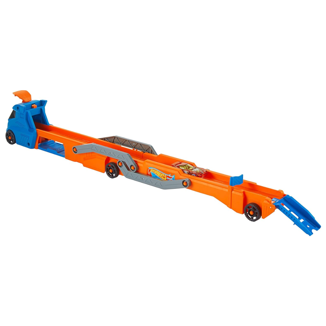 Hot Wheels Toy Car, Truck, Hauler & Track with 1:64 Scale Toy Car, Large Truck Transforms into 2.5+-ft Raceway with a Launcher, Stores up to 9 1:64 Scale Cars, Connects to Other Sets