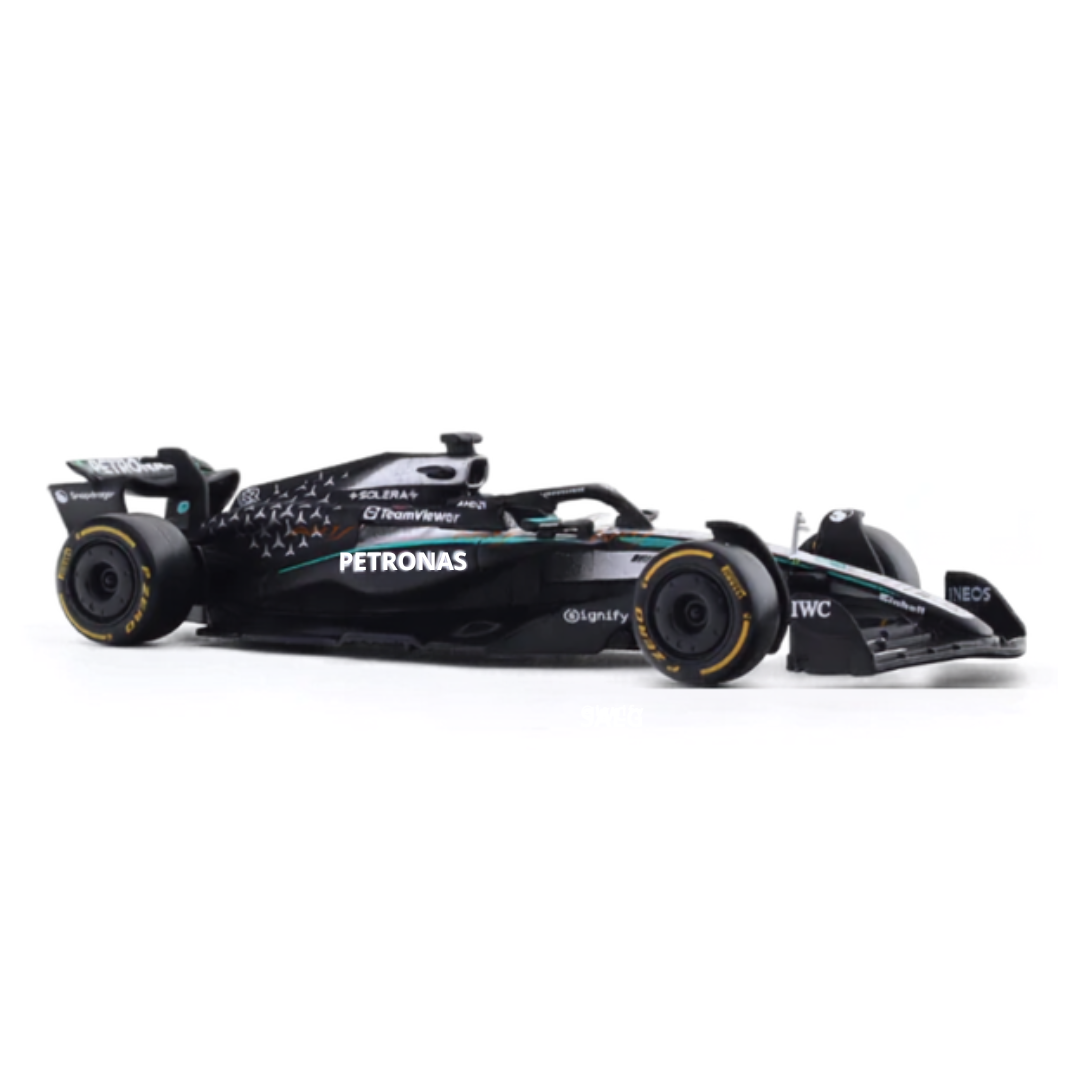 2025 Mercedes-AMG Petronas W16 George Russell Australia GP 1:43 Bburago licensed Formula 1 diecast scale model