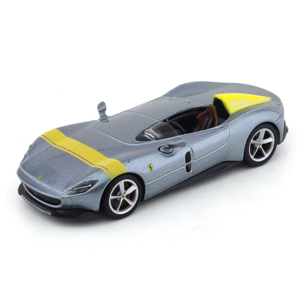 Ferrari Monza SP1 Silver 1:43 Bburago Signature diecast scale model car