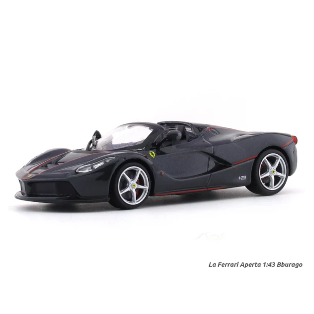 La Ferrari Aperta Black 1:43 Bburago Signature diecast scale model car