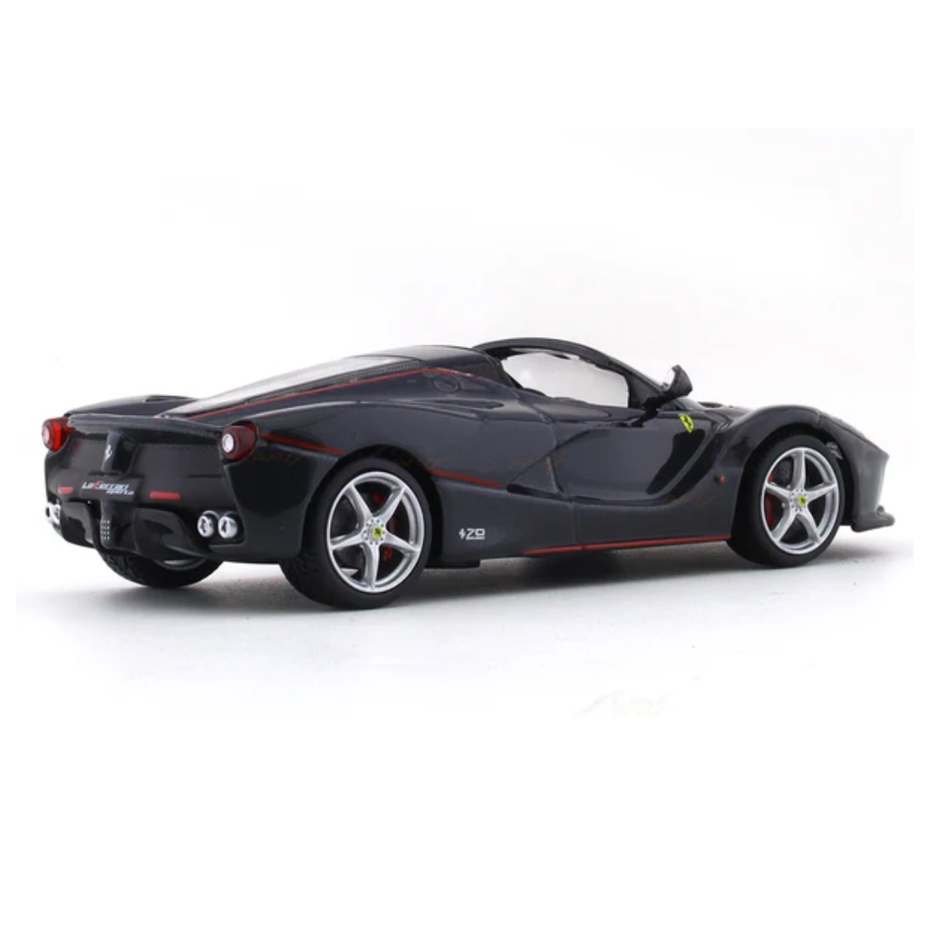 La Ferrari Aperta Black 1:43 Bburago Signature diecast scale model car
