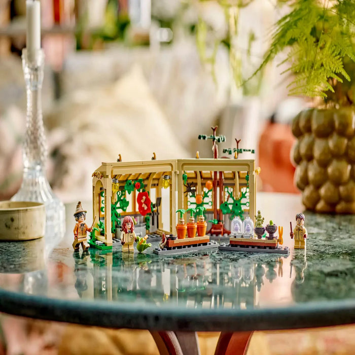 Lego 76445 Harry Potter Hogwarts Castle: Herbology Class (390 Pieces)