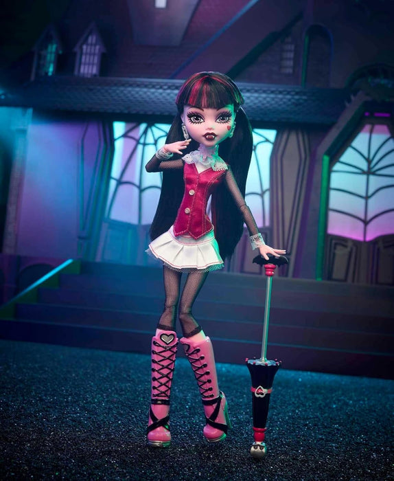 Monster High™ Draculaura Reproduction Doll (10.5 in) Wearing Original Fashion & Shoes, with Pet, Doll Stand & Accessories, Gift for Collectors