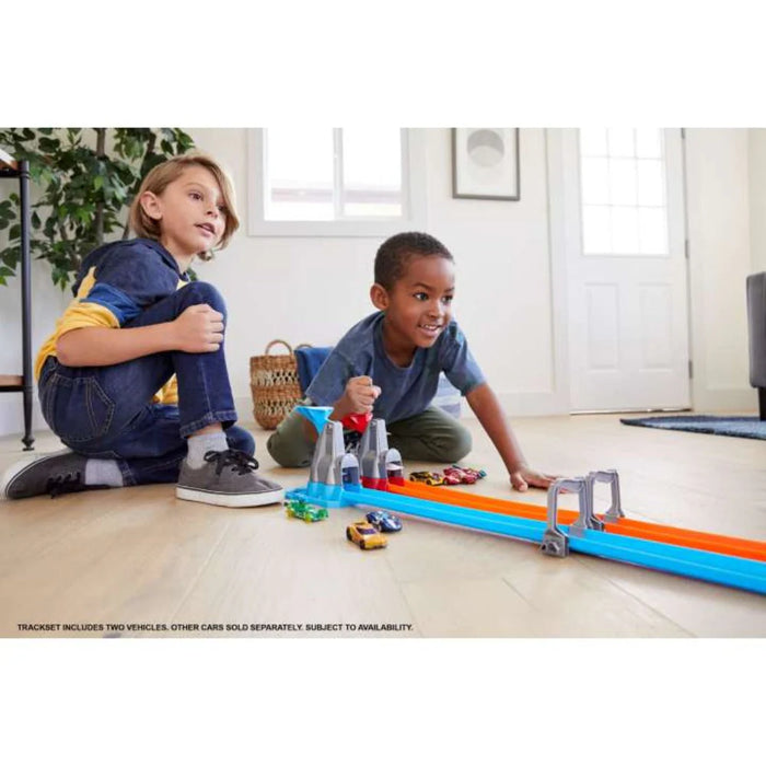 Hot Wheels Double Loop Dash Track Set